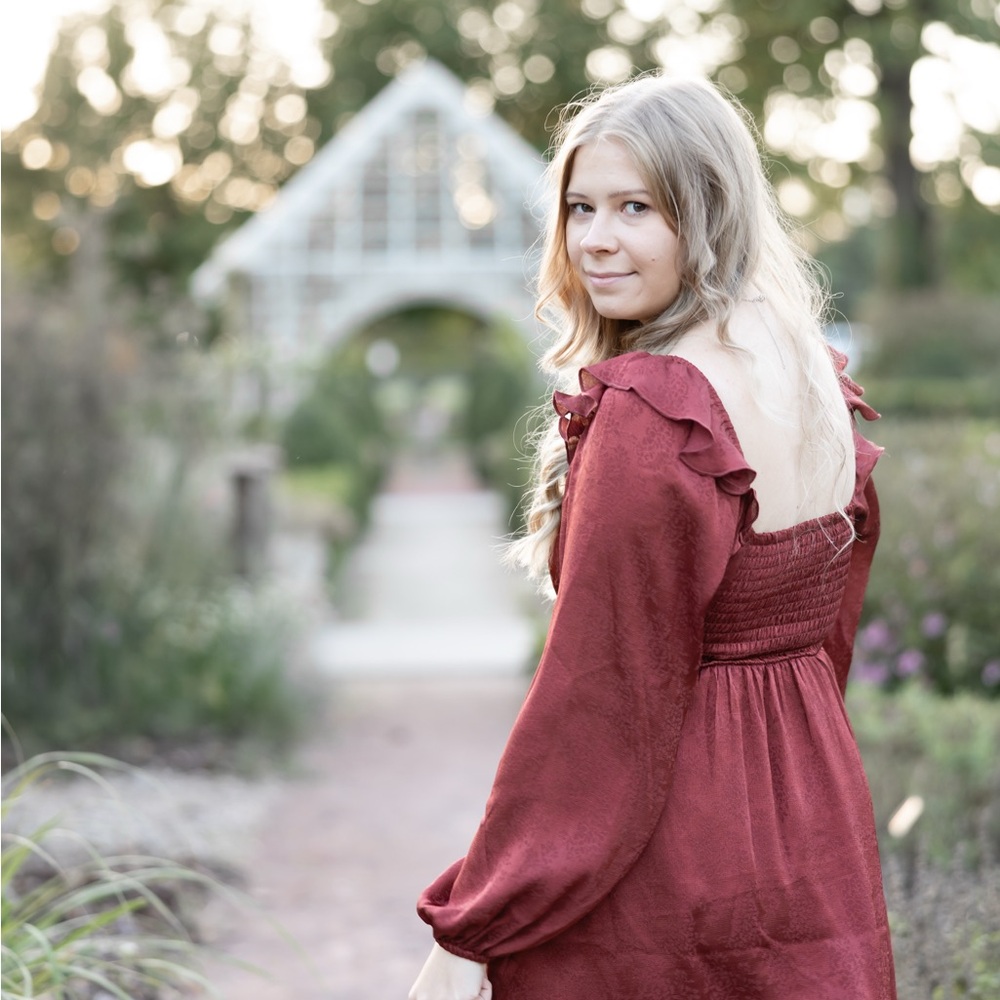 Meet your Posher, Tanya